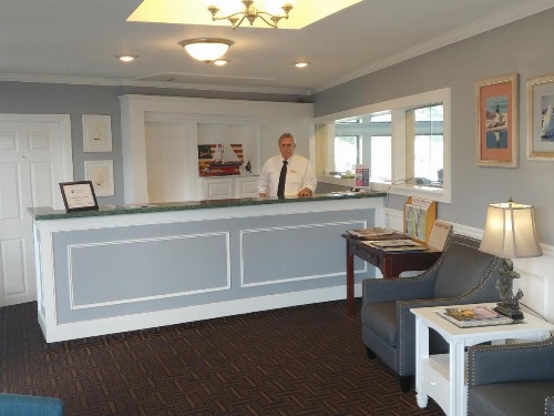 Hyannis Travel Inn image 21