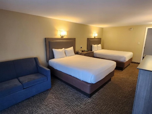 Hyannis Travel Inn image 5